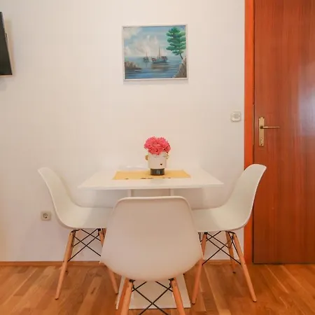 Sunshine Apartment Makarska Exterior photo